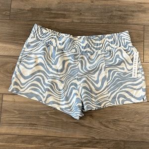 Brand new shorts size XL